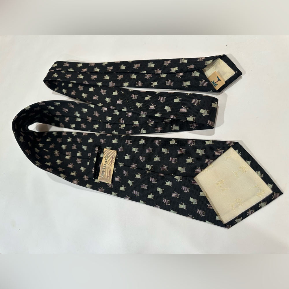 Tommy Bahama Off Island Tie 60” Silk Black Beach Chair Mens